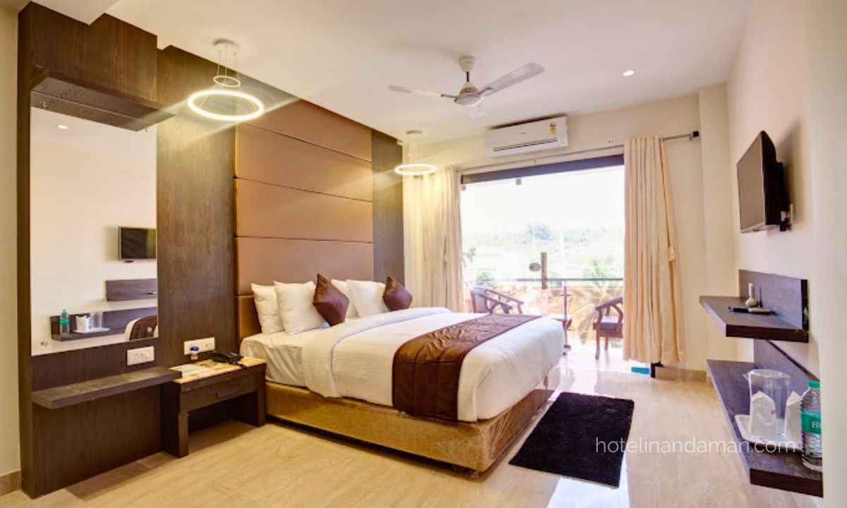 North Reef SR Castle J Hotel